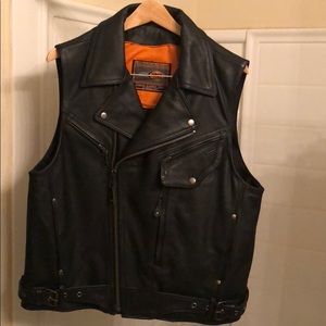 Men’s leather vest
